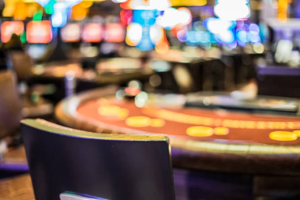 sinislot login mobile app interface showing live blackjack table and slot games on Android device